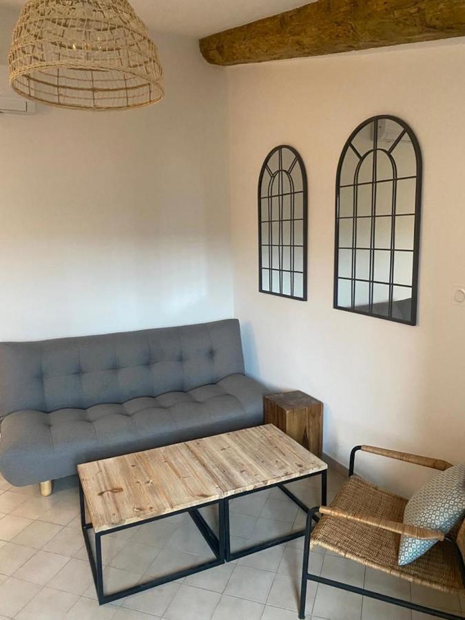 La Tour 3: Appart Au Coeur De La Petite Venise LʼIsle-sur-la-Sorgue Exterior foto